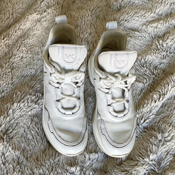 ⚡️ SOLD ⚡️ Michael Kors Olympia Trainers - Picture 6 of 8